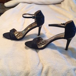 Alfani navy heels